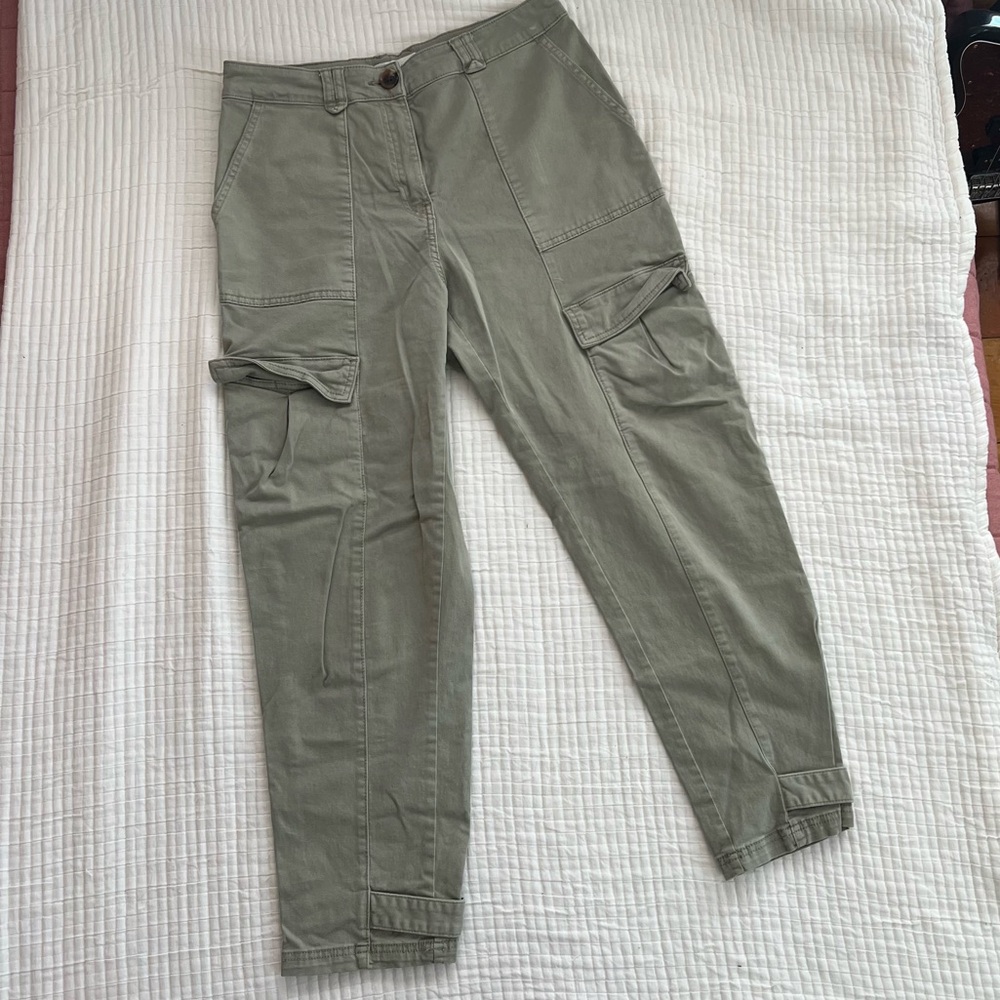 H&M light green cargo pants